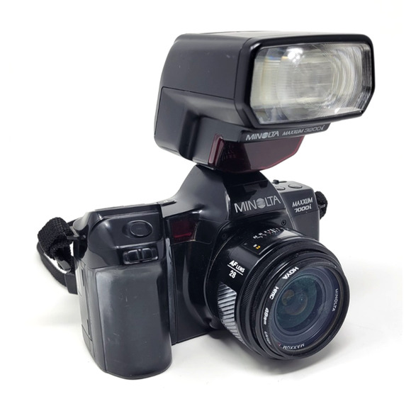 Minolta Maxxum 7000i 35mm SLR Film Camera + 28-49mm 1:2.8 AF Lens + Flash Unit - Picture 1 of 14